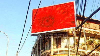 Pantalla de publicidad montada en la pared al aire libre de Camboya